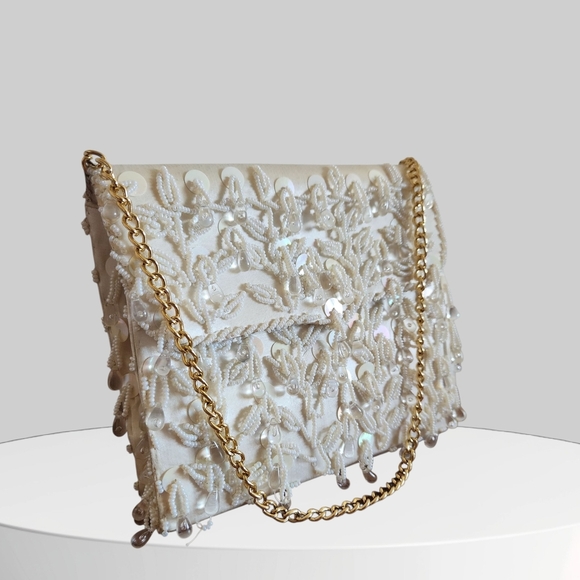 Chic Cream Beaded Clutch with Gold Chain - Picture 2 of 13
